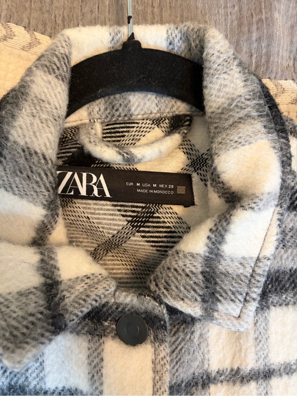 ZARA Black & White Plaid Shirt Jacket - Picture 2 of 3